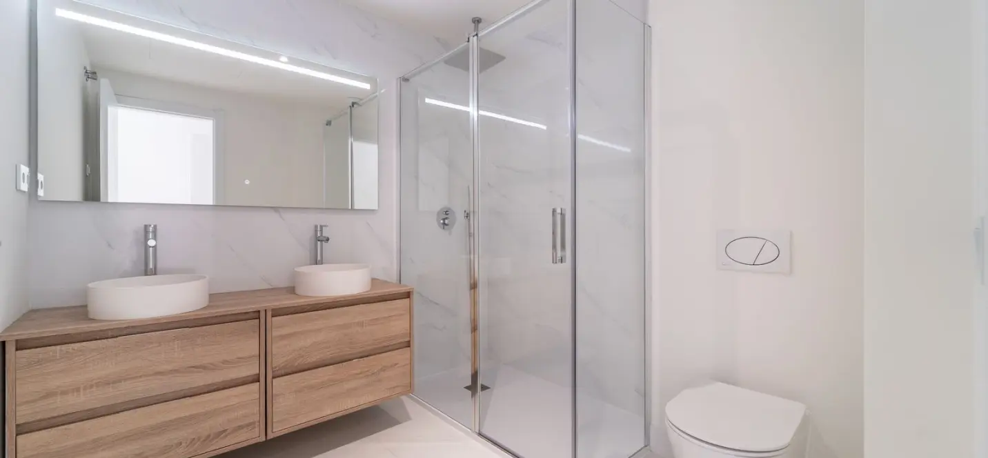 Sale of middle floor apartment in Fuengirola 4