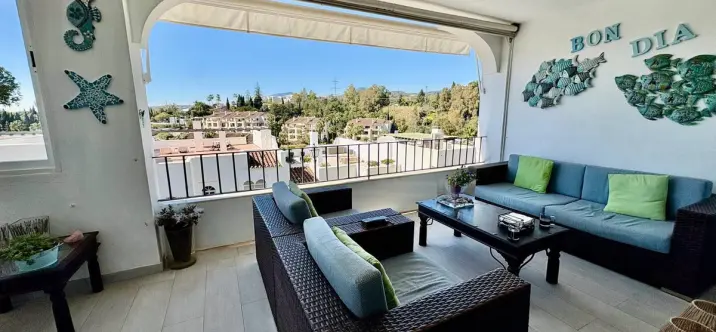 Продажа апартаментов на среднем этаже в La Quinta 0