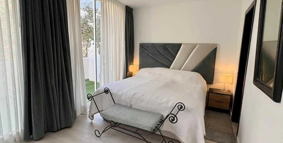 Sale of middle floor apartment in La Quinta 9