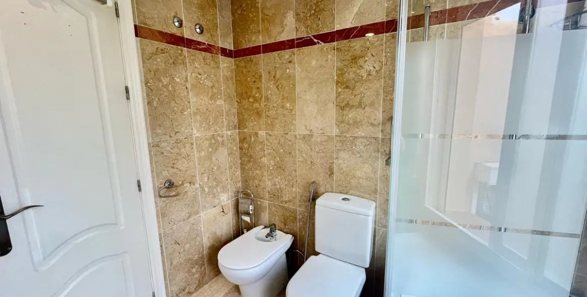 Venta de adosado en Nueva Andalucía 12