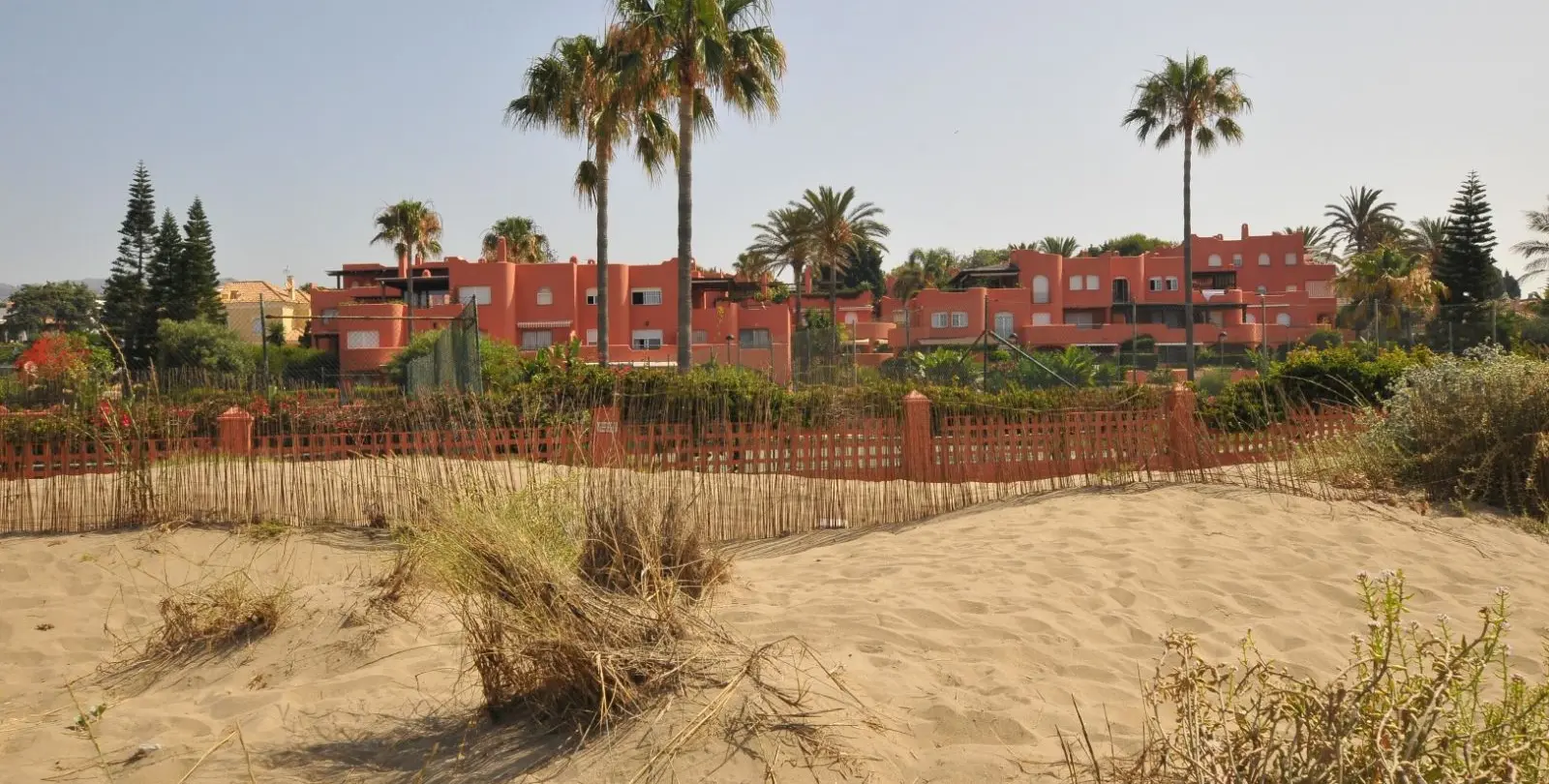 Venta de apartamento en planta media en El Rosario 3