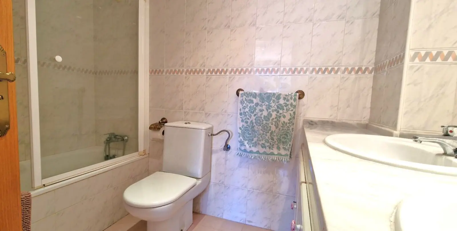 Venta de apartamento en planta media en El Rosario 9