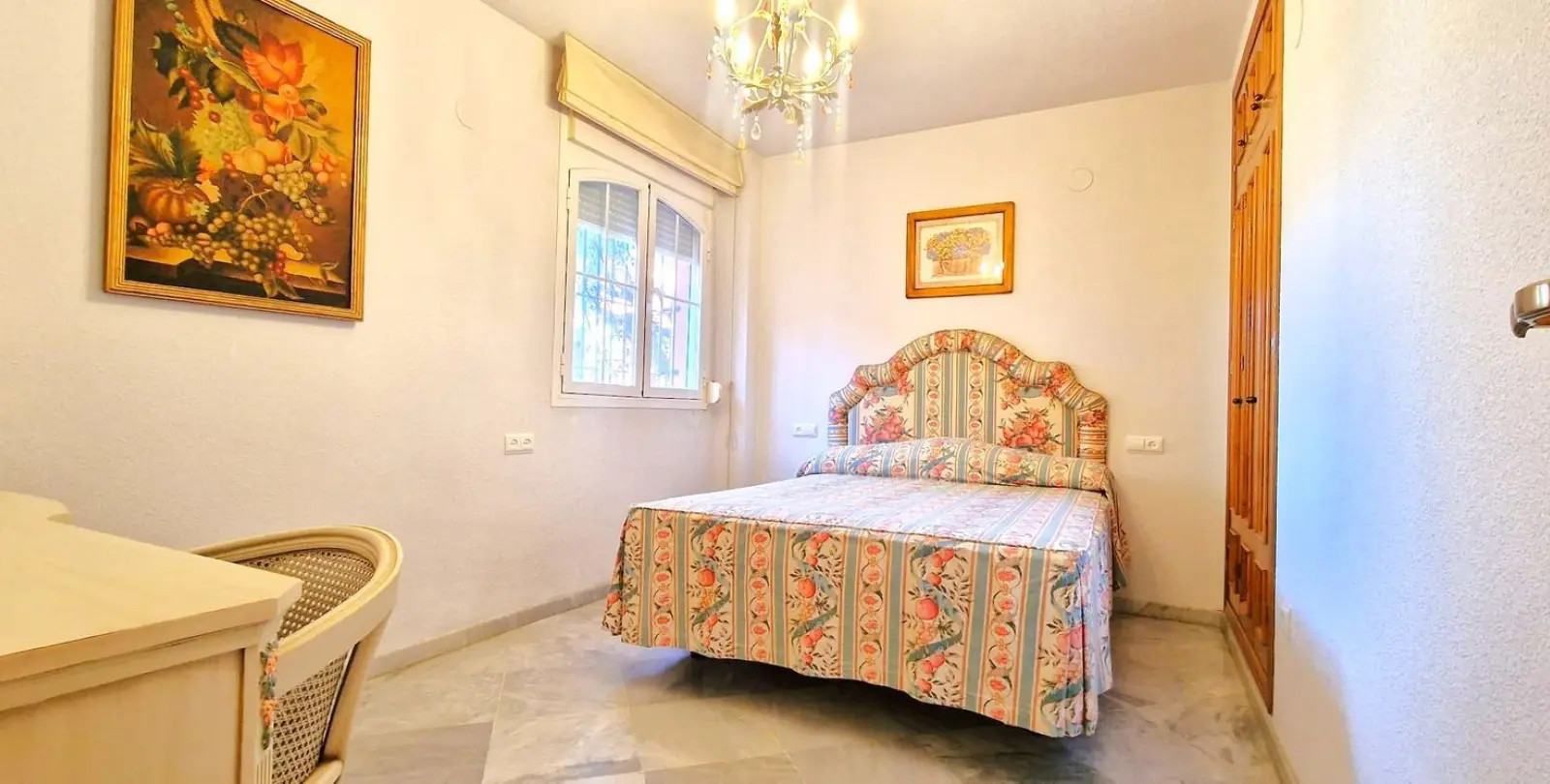 Venta de apartamento en planta media en El Rosario 11