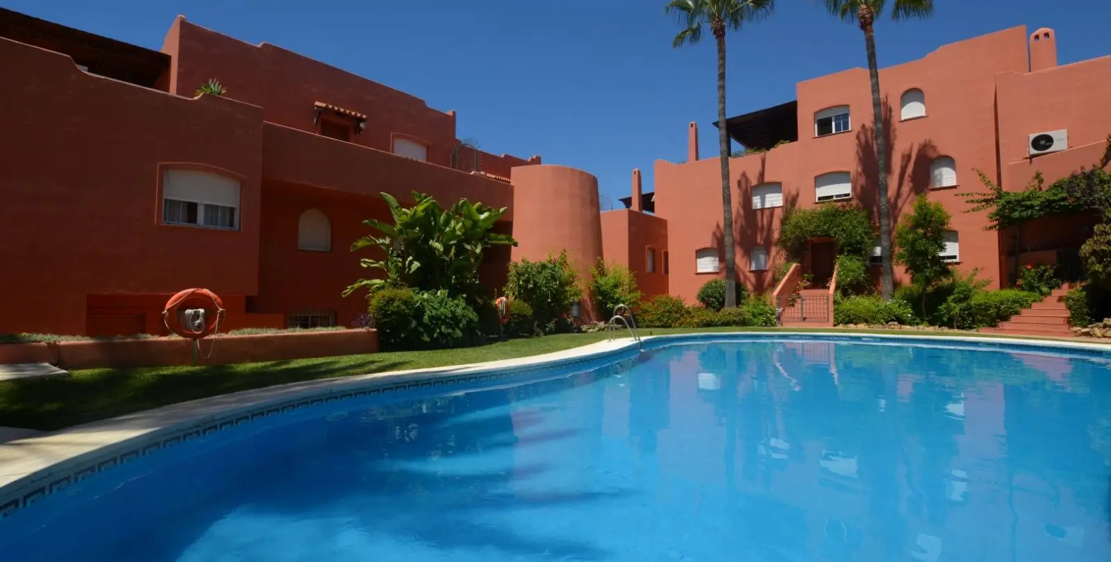 Venta de apartamento en planta media en El Rosario 24