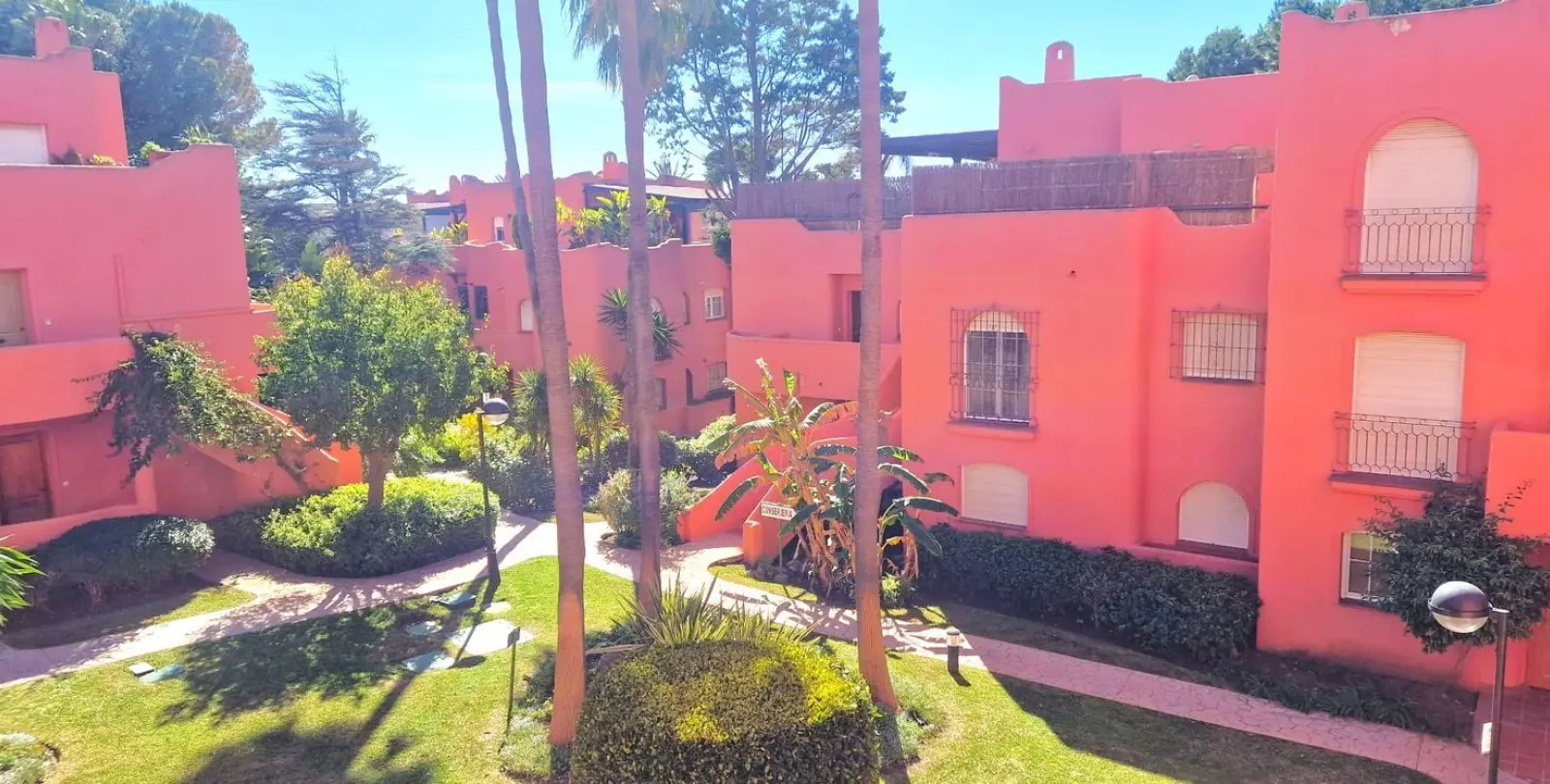 Venta de apartamento en planta media en El Rosario 32