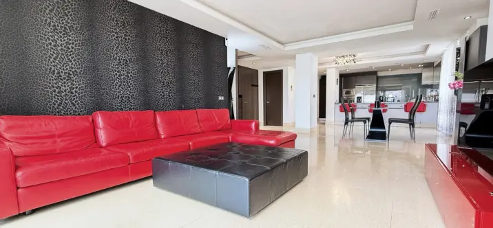 Venta de apartamento en planta media en Atalaya 1