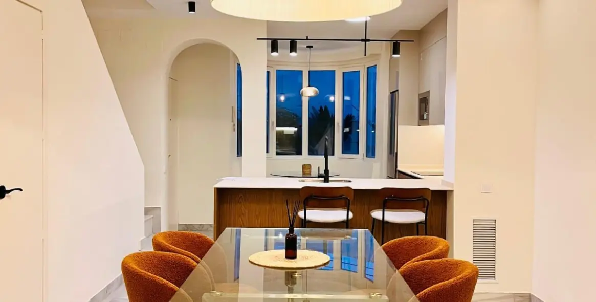 Продажа двухуровневых апартаментов в Marbella 5