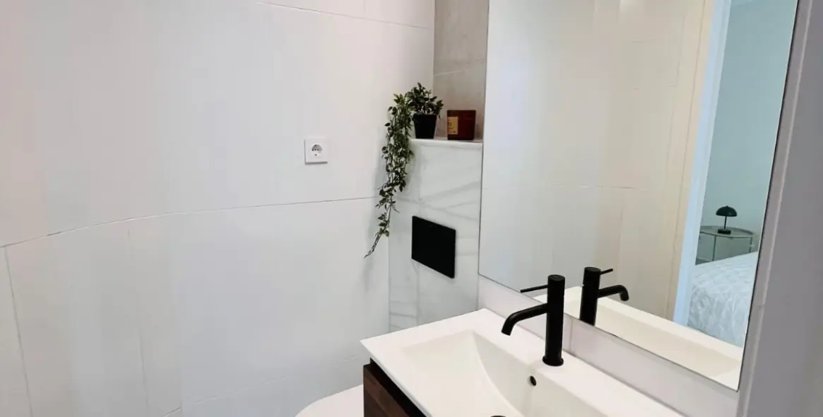 Продажа двухуровневых апартаментов в Marbella 39