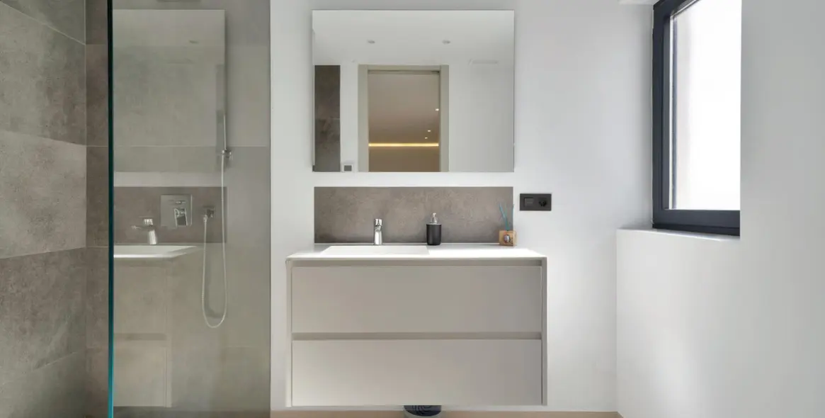 Продажа двухуровневых апартаментов в Marbella 17