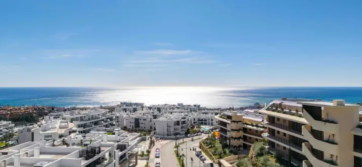 Sale of penthouse in Fuengirola 1