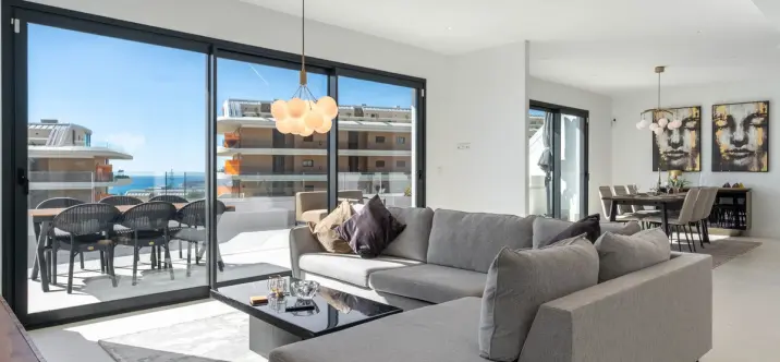 Sale of penthouse in Fuengirola 2