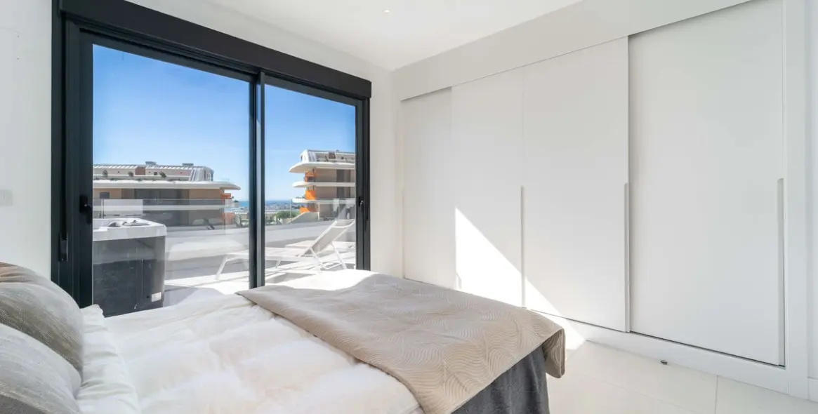 Sale of penthouse in Fuengirola 33