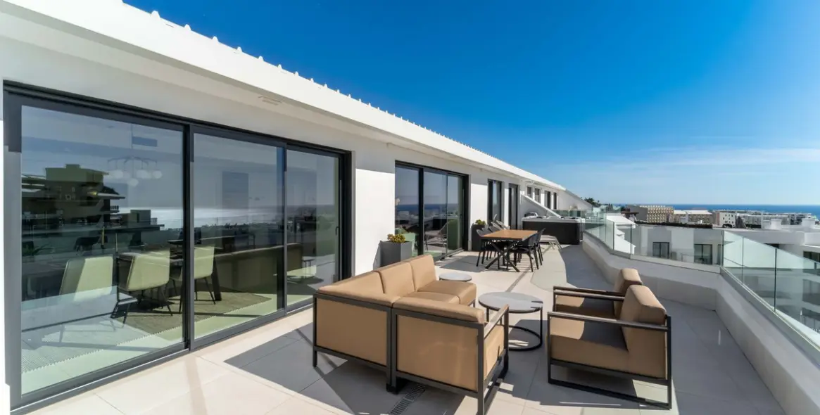 Sale of penthouse in Fuengirola 43