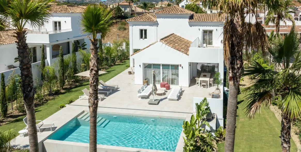 Venta de villa independiente en Casares Playa 1