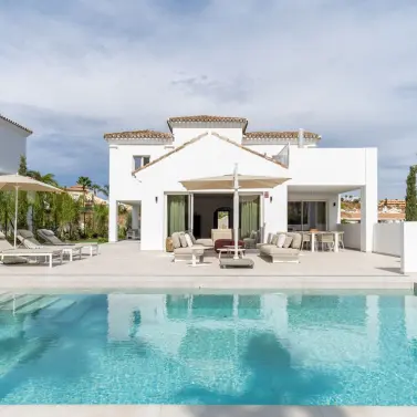 Sale of detached villa in Casares Playa