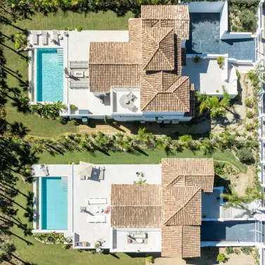 Sale of detached villa in Casares Playa