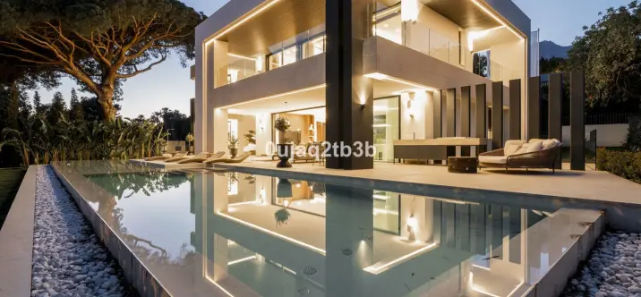 Продажа  отдельно стоящей виллы в Nagüeles 4