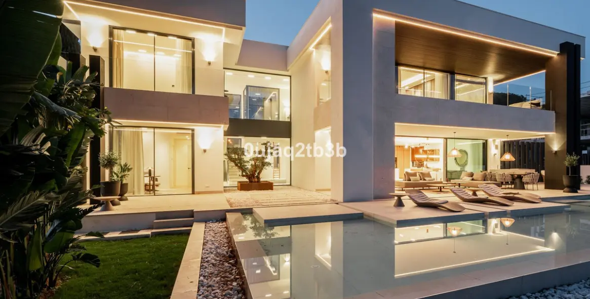 Продажа  отдельно стоящей виллы в Nagüeles 6