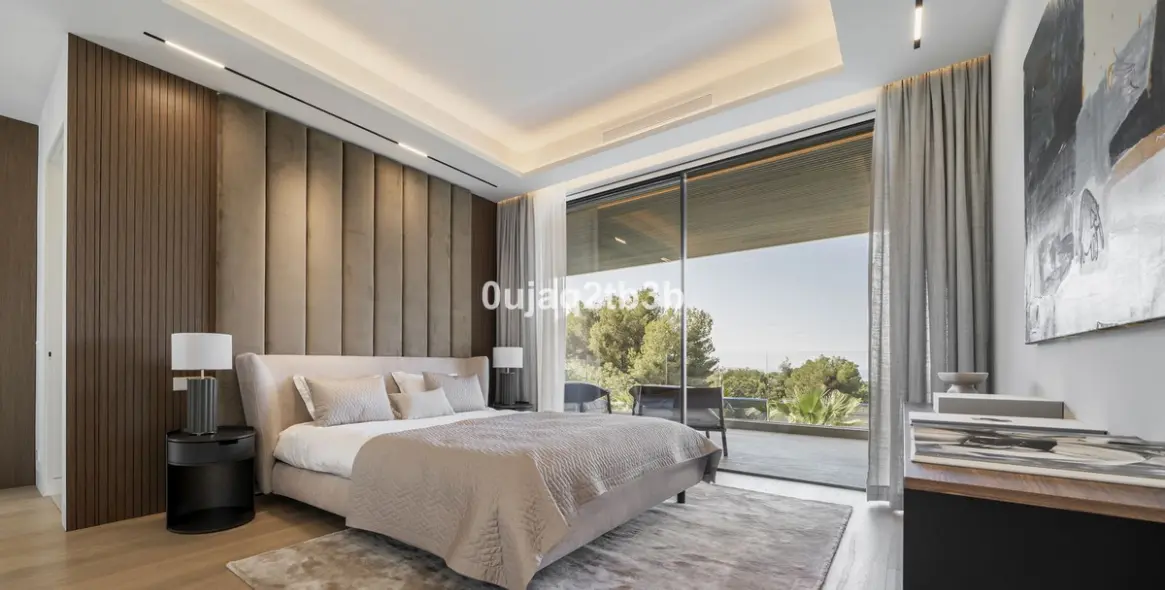 Продажа  отдельно стоящей виллы в Nagüeles 22