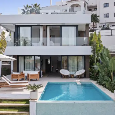 Alquiler a corto plazo de villa independiente en Estepona