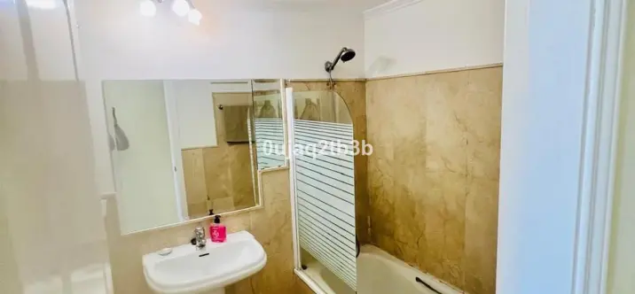 Long-term rent of middle floor apartment in San Pedro de Alcántara 2