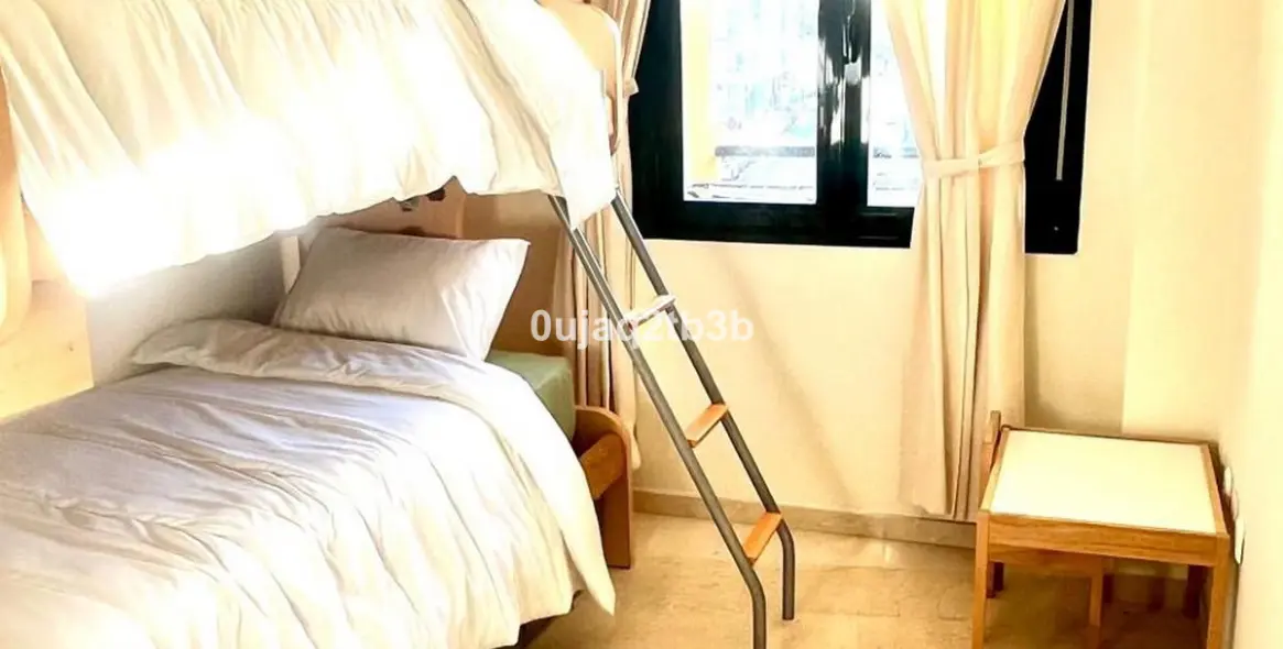 Long-term rent of middle floor apartment in San Pedro de Alcántara 7