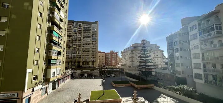 Sale of middle floor apartment in Torremolinos Centro 0