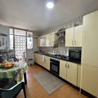 Sale of middle floor apartment in Torremolinos Centro