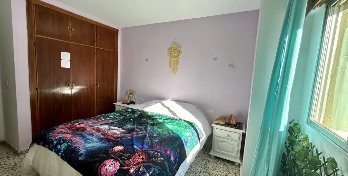 Sale of middle floor apartment in Torremolinos Centro 8