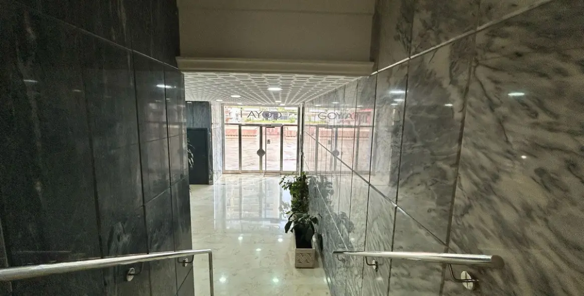 Продажа апартаментов на среднем этаже в Torremolinos Centro 24