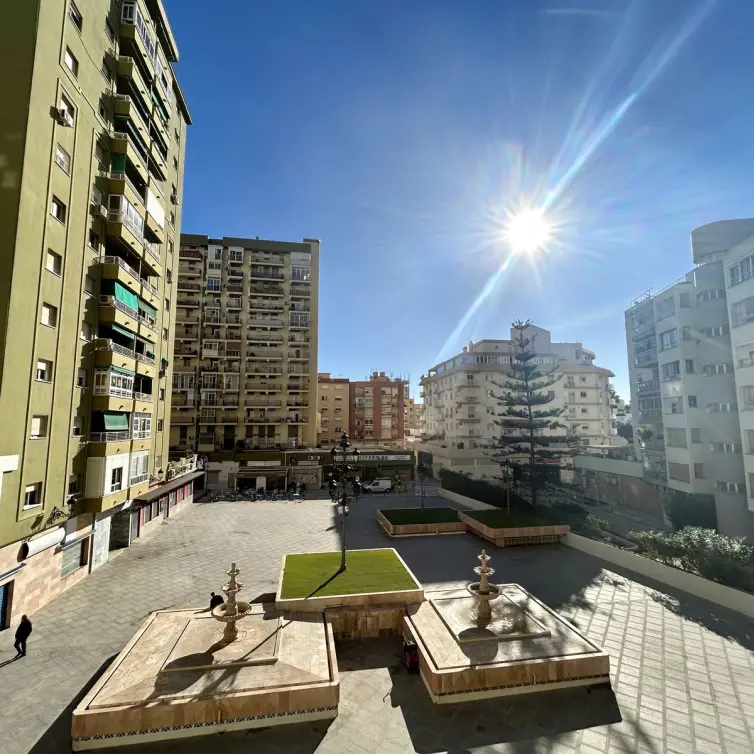 Sale of middle floor apartment in Torremolinos Centro