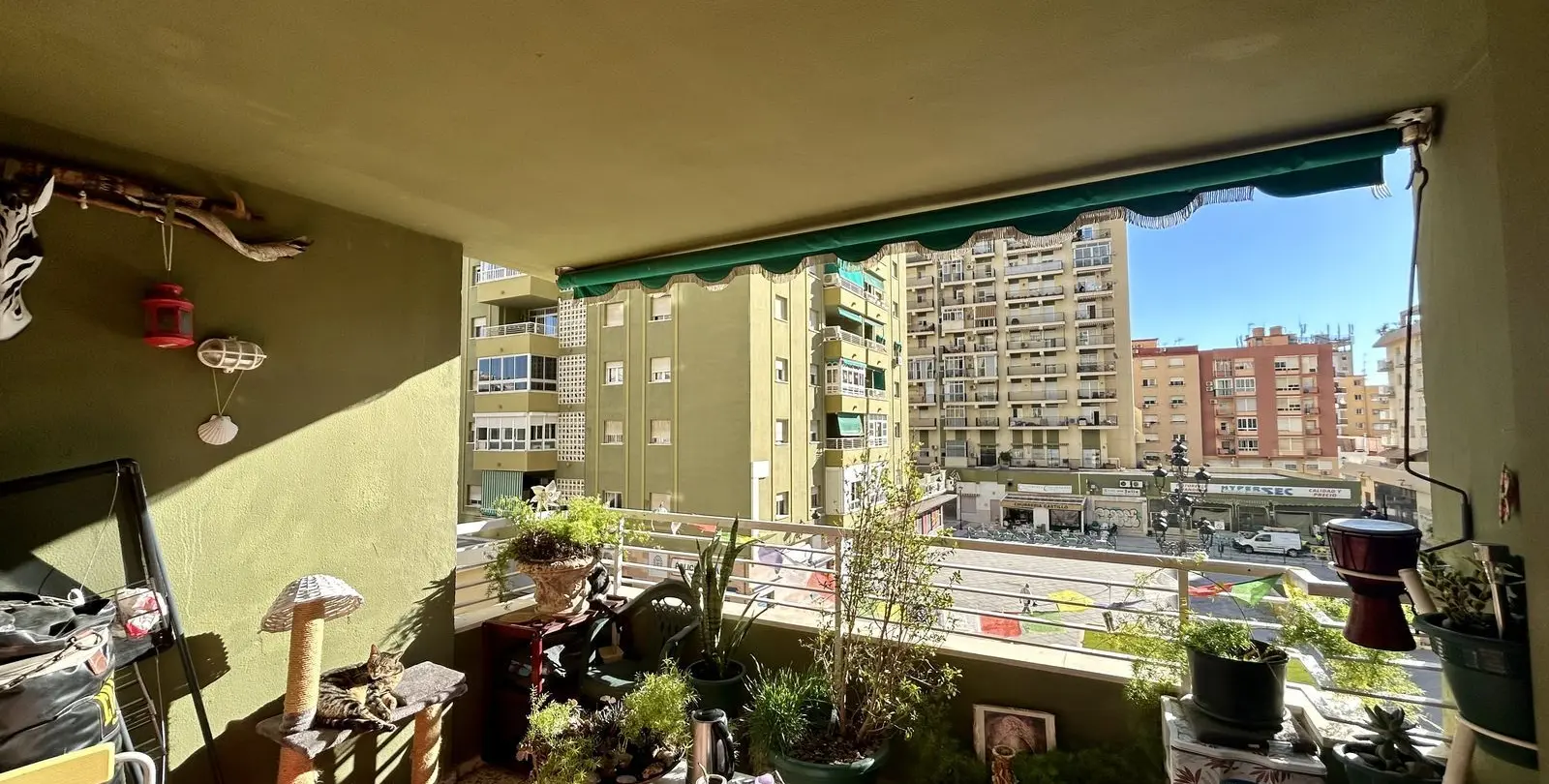Venta de apartamento en planta media en Torremolinos Centro 11