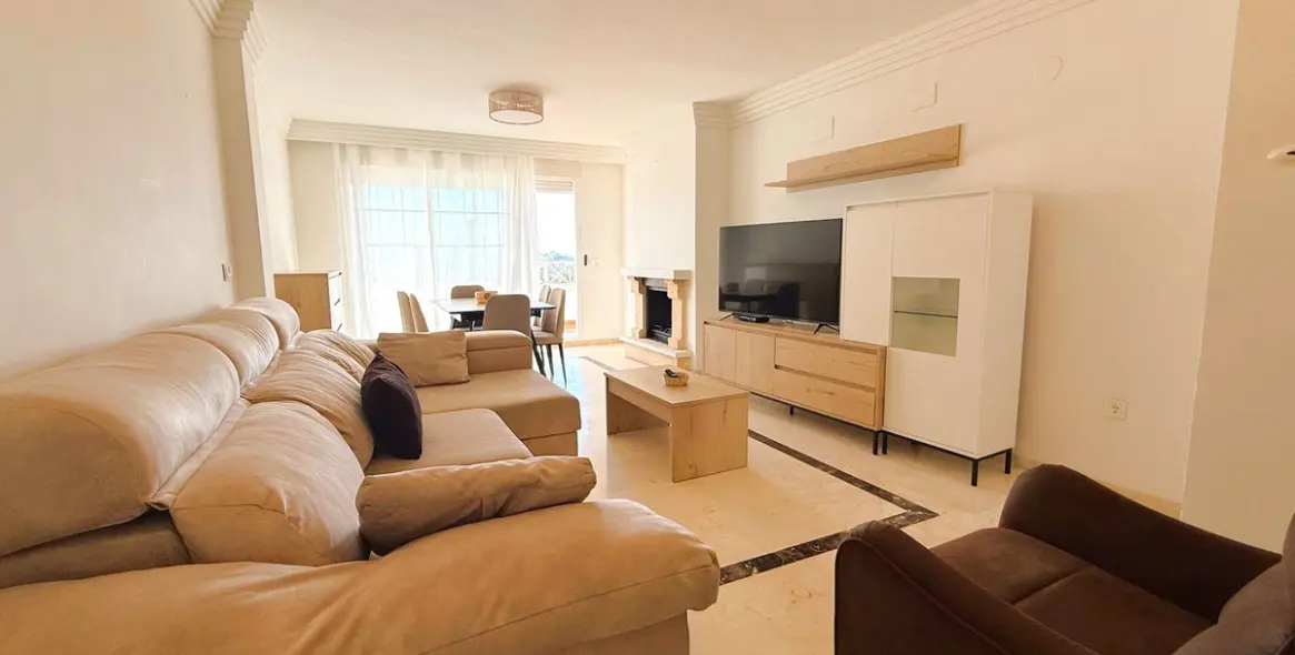 Продажа апартаментов на среднем этаже в Río Real 4