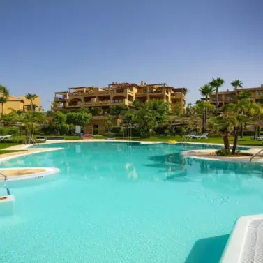 Venta de apartamento en planta baja en El Paraiso