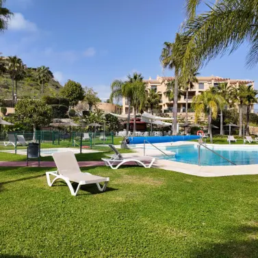 Venta de apartamento en planta baja en El Paraiso