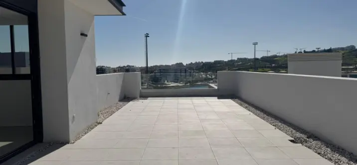 Venta de ático en Estepona 0