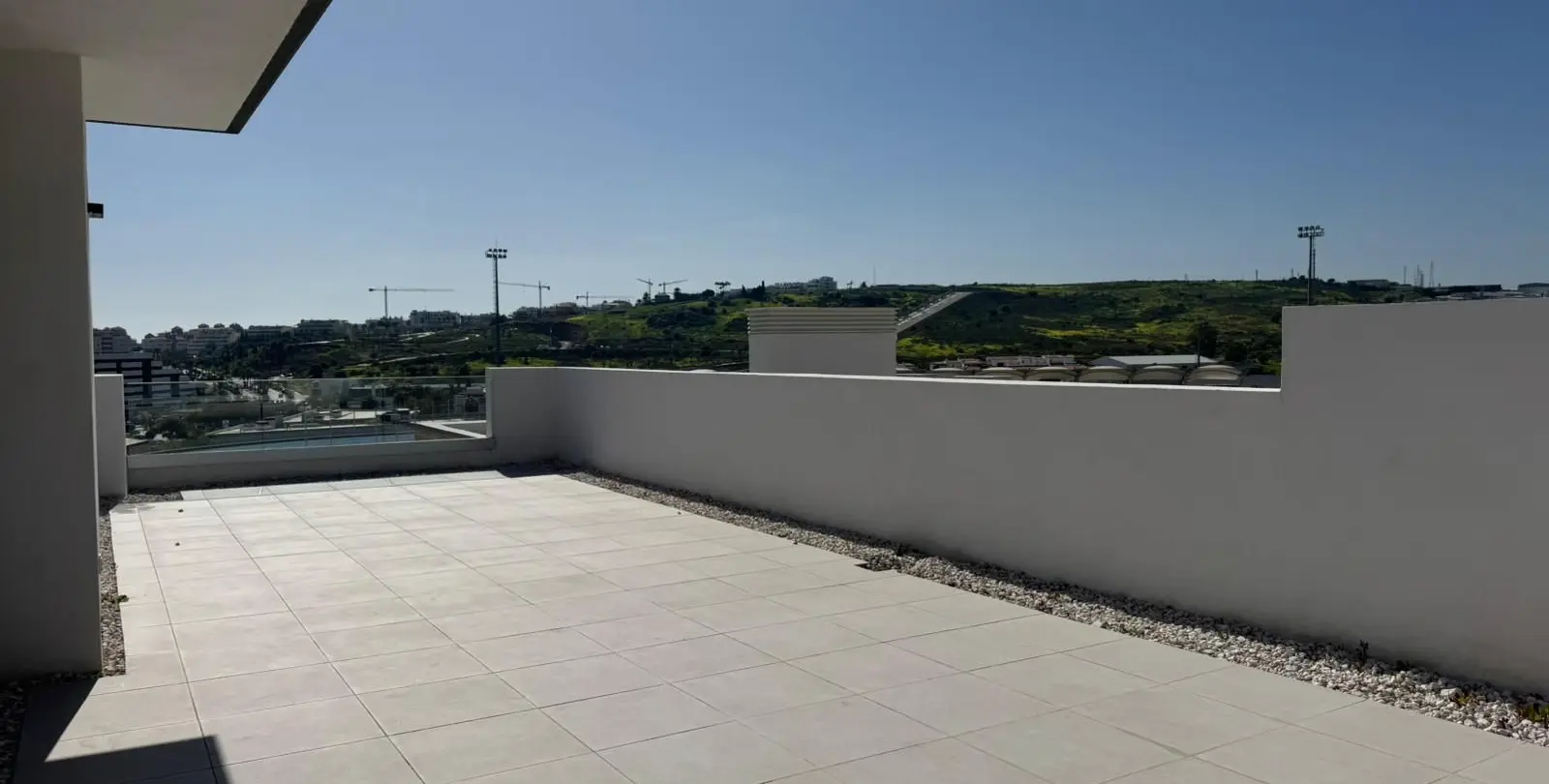 Sale of penthouse in Estepona 6