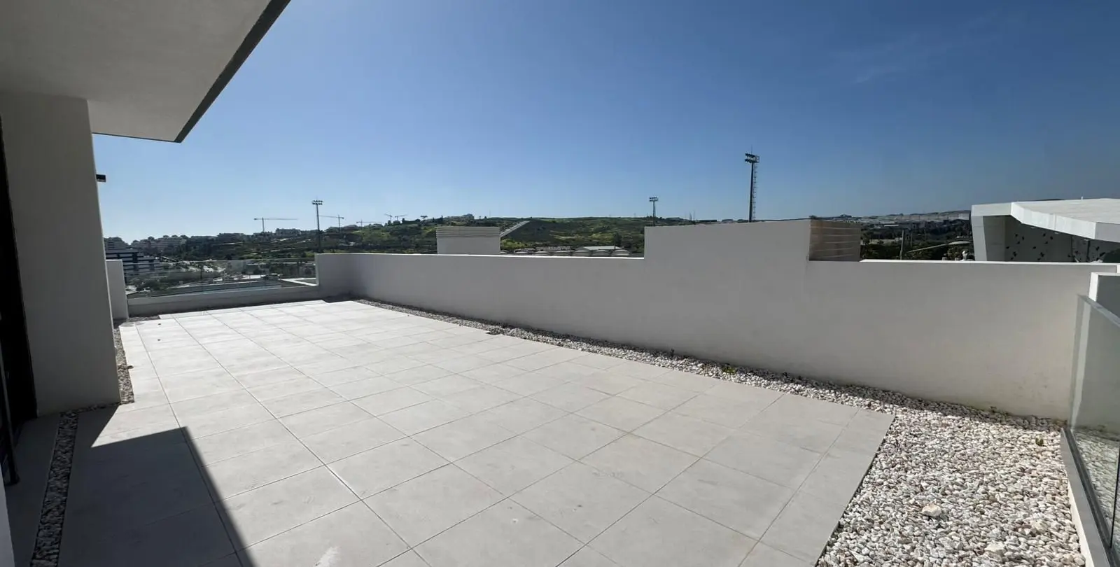 Sale of penthouse in Estepona 13
