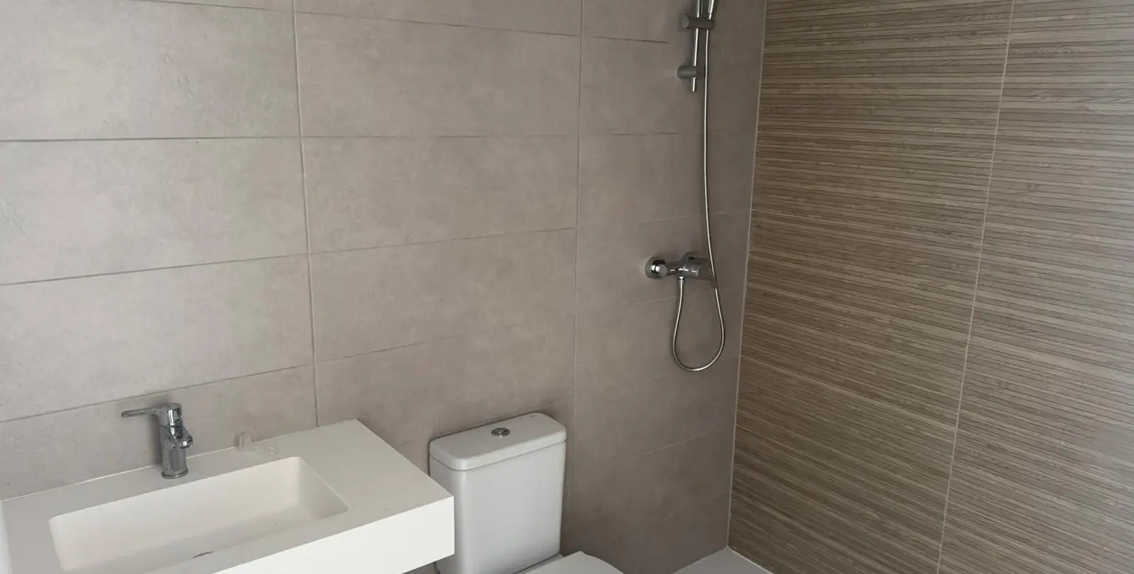 Sale of penthouse in Estepona 14