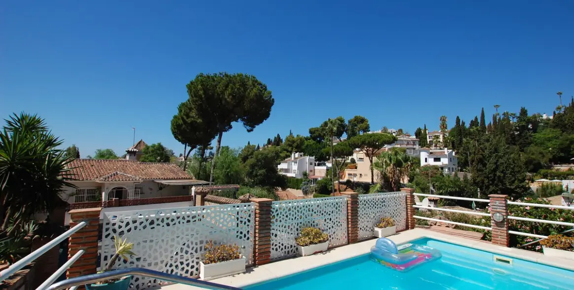 Sale of detached villa in Mijas Costa 4