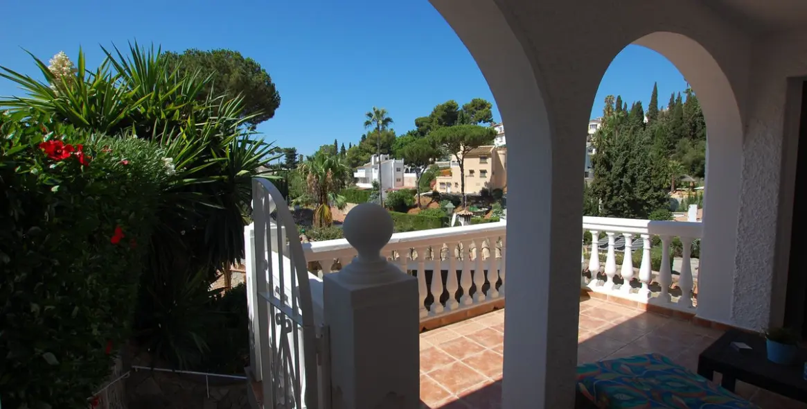 Sale of detached villa in Mijas Costa 17