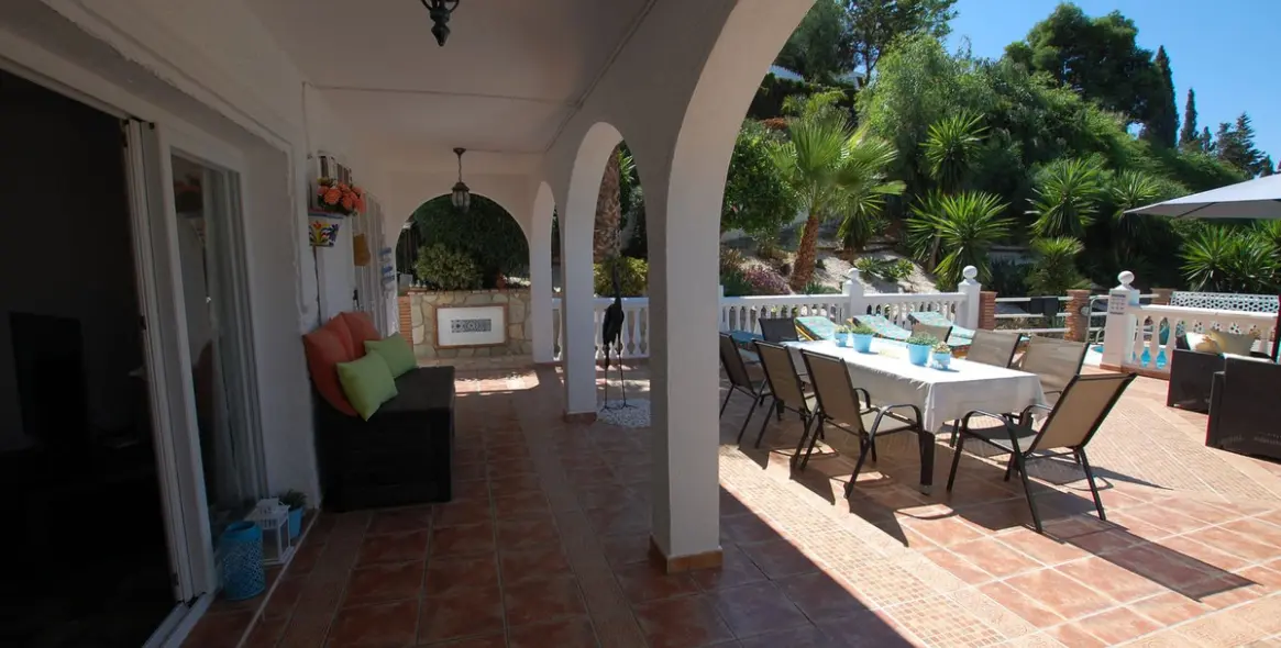 Sale of detached villa in Mijas Costa 19