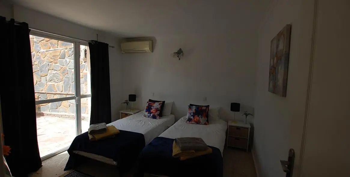 Продажа  отдельно стоящей виллы в Campo Mijas 32