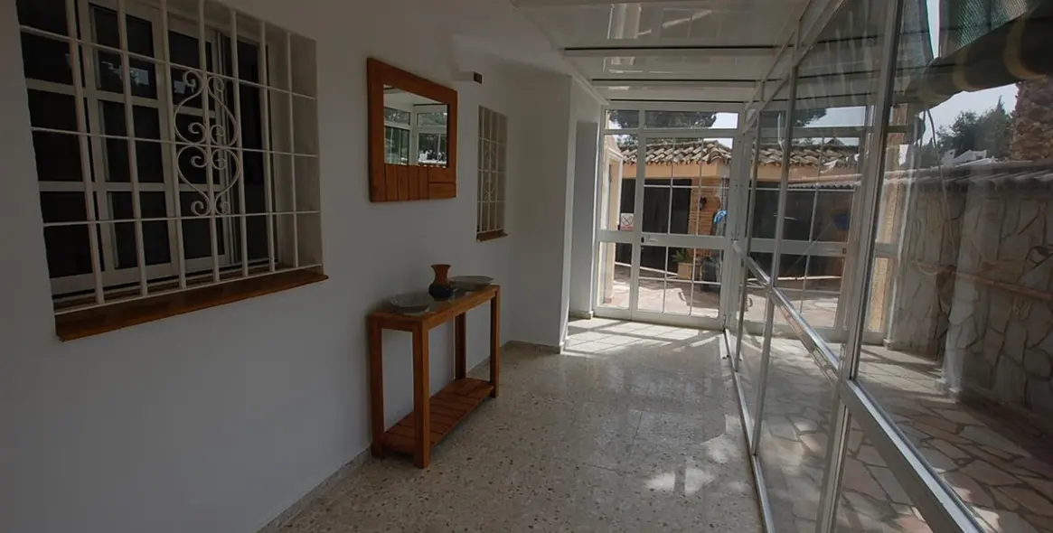 Продажа  отдельно стоящей виллы в Campo Mijas 39