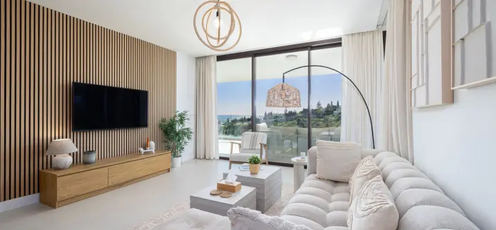 Продажа апартаментов на среднем этаже в Fuengirola 0