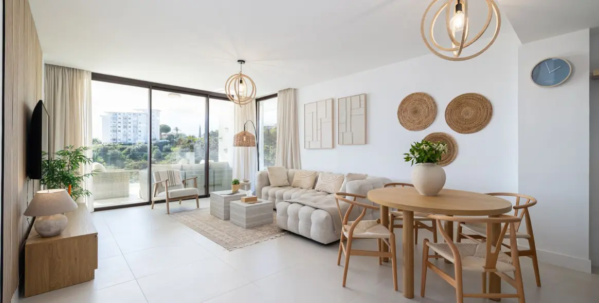 Sale of middle floor apartment in Fuengirola 8