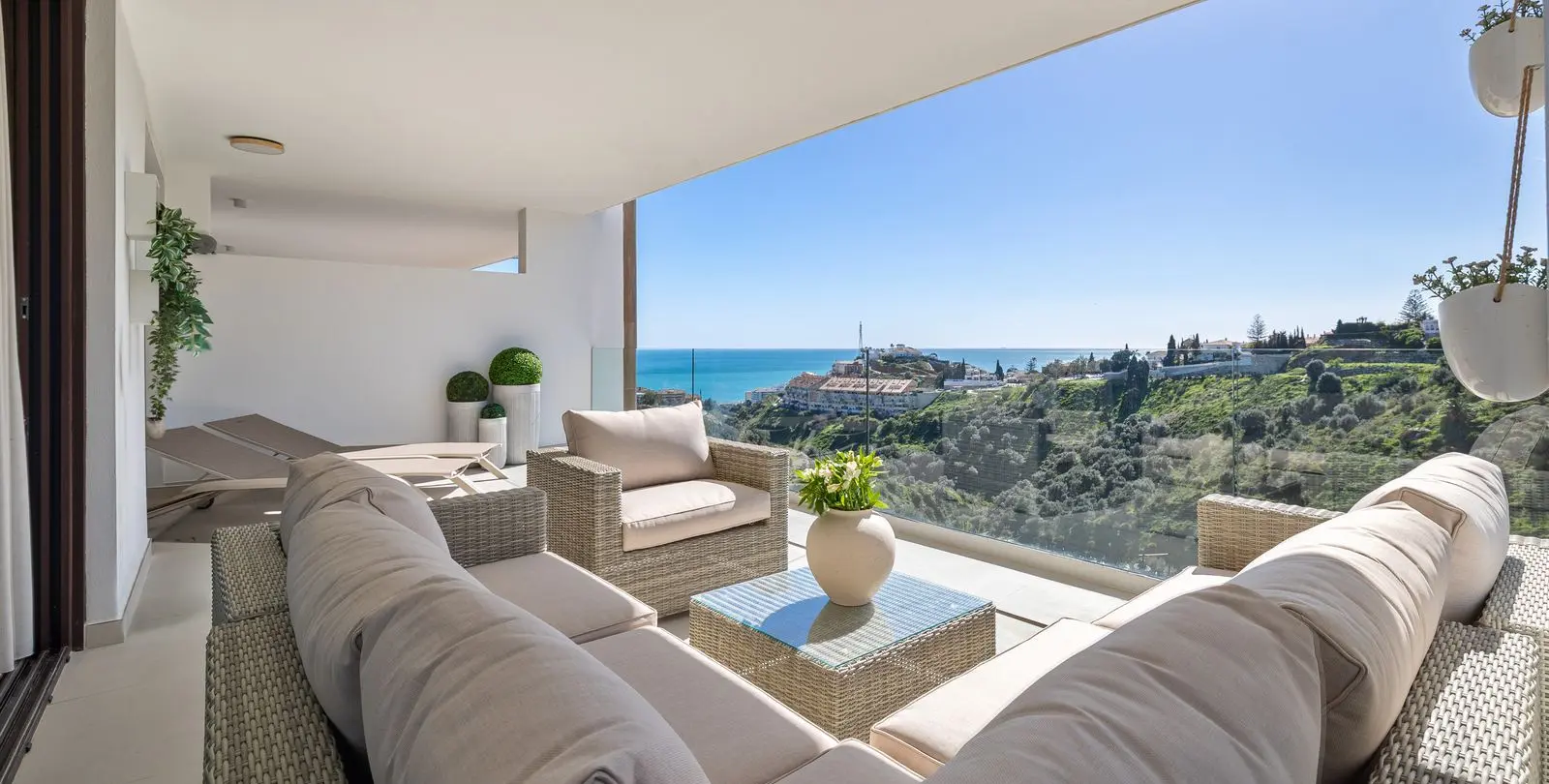 Продажа апартаментов на среднем этаже в Fuengirola 2