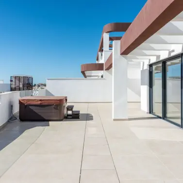 Продажа пентхауса в Estepona