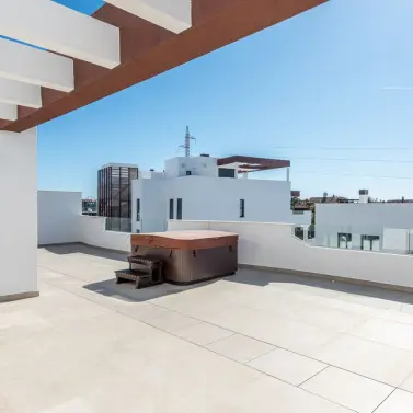 Продажа пентхауса в Estepona