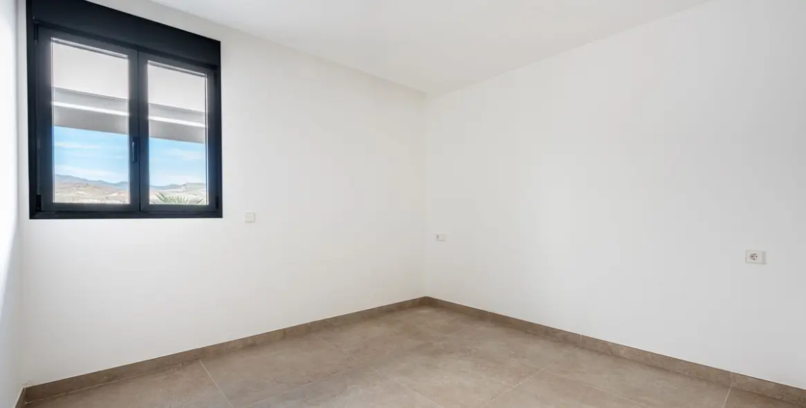 Продажа пентхауса в Estepona 13